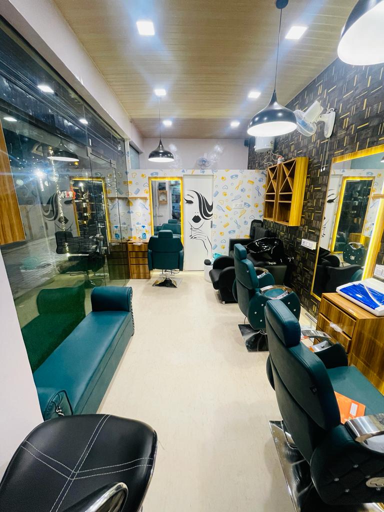 Glam U unisex salon