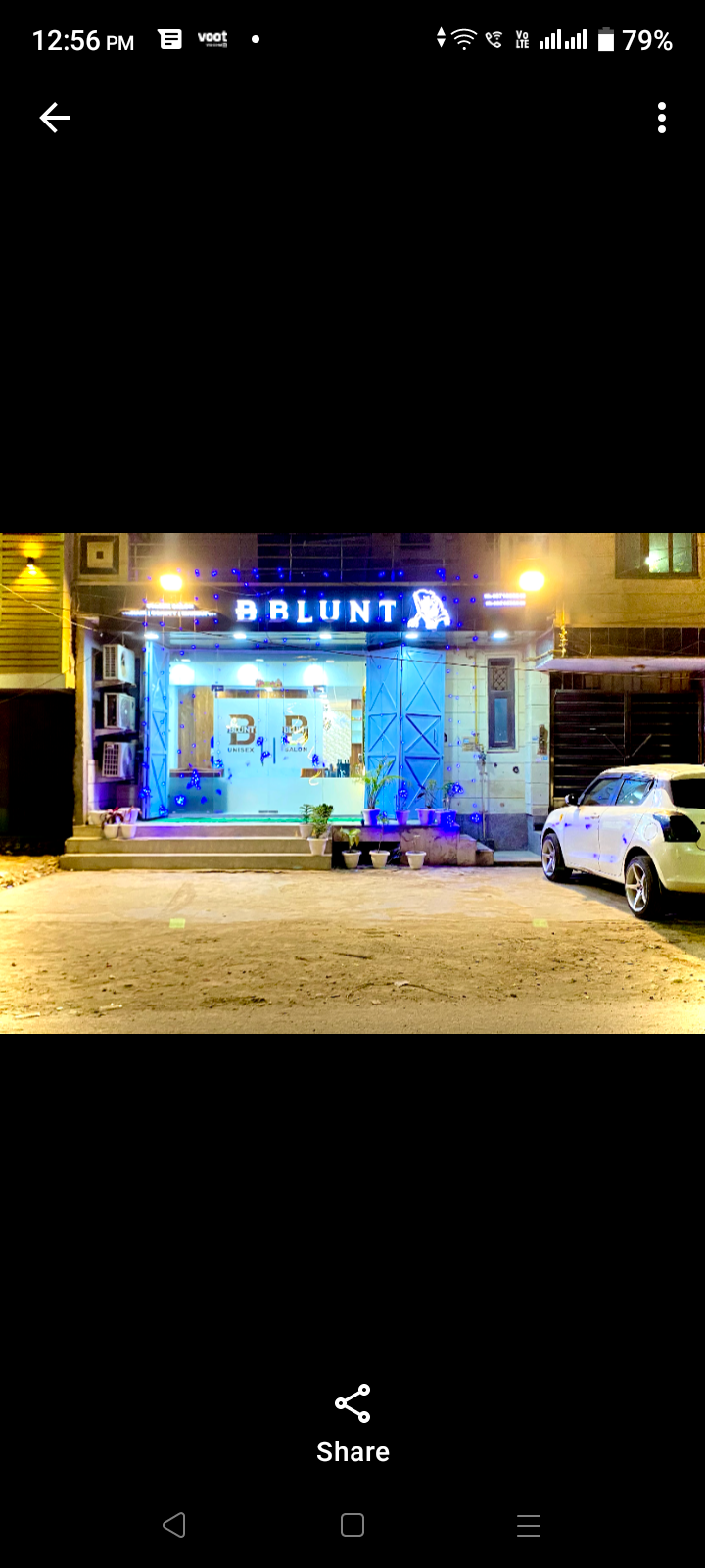 Blunt unisex salon