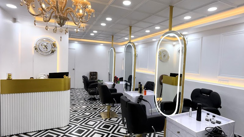 FOREVER SALON CR PARK