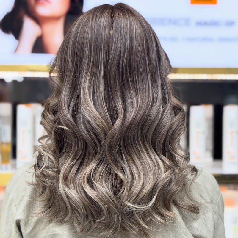 Be U salon