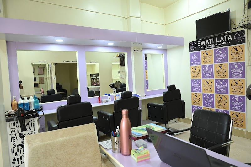 Swati Lata Makeup Studio & Academy