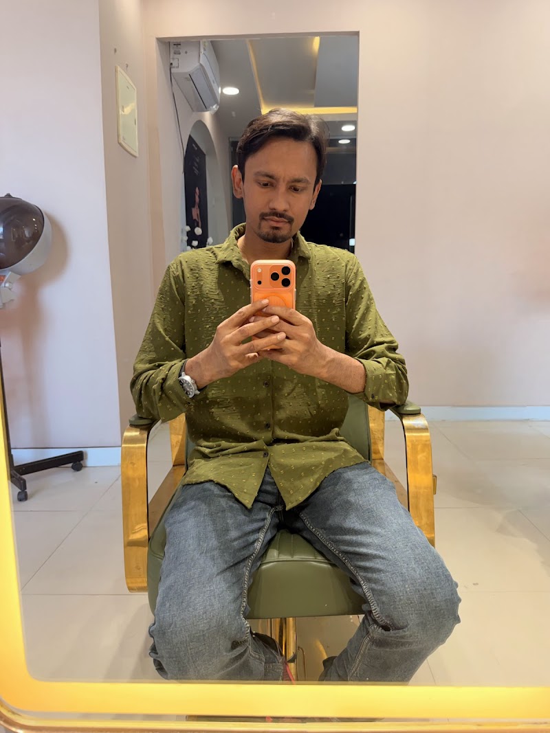 Trimy Tones - Luxury Salon in Sasaram