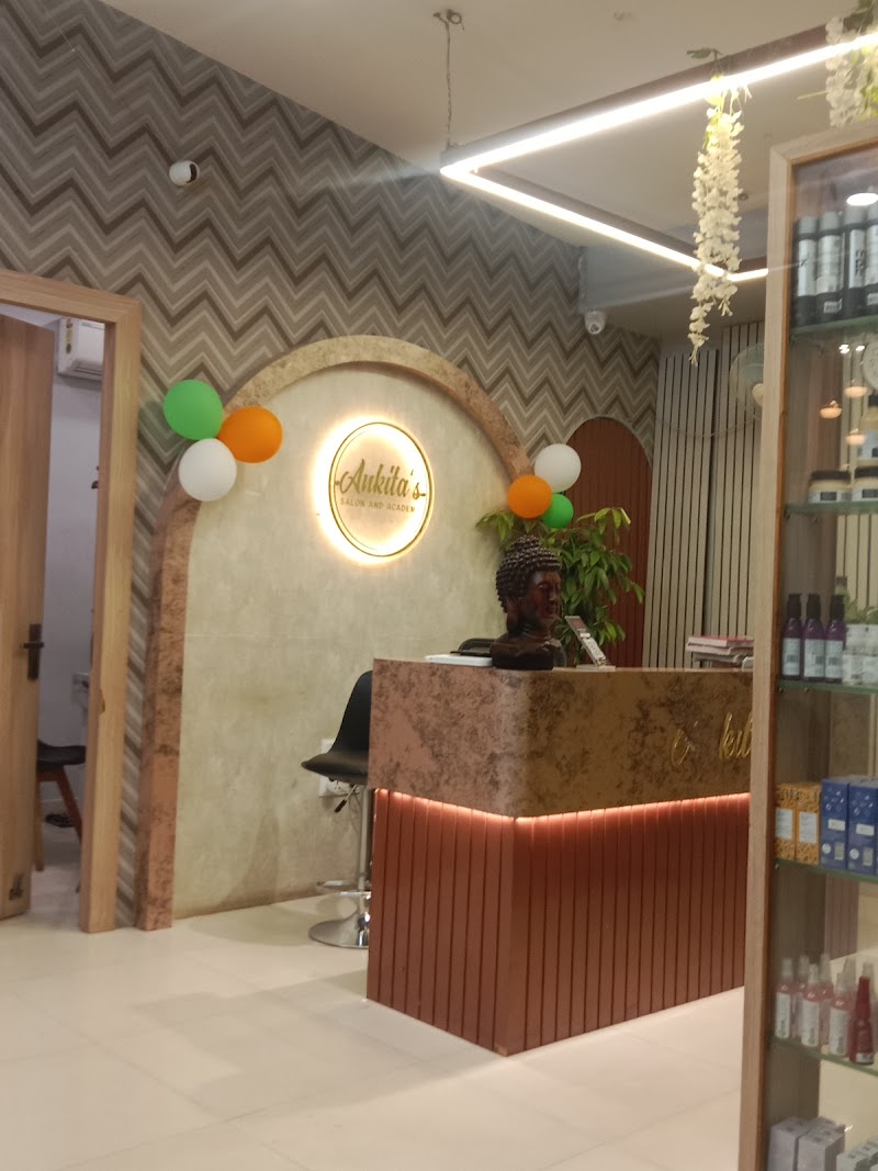 Ankita's Beauty Salon & Academy ®