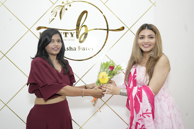 Asha Patel_makeup_artist & studio