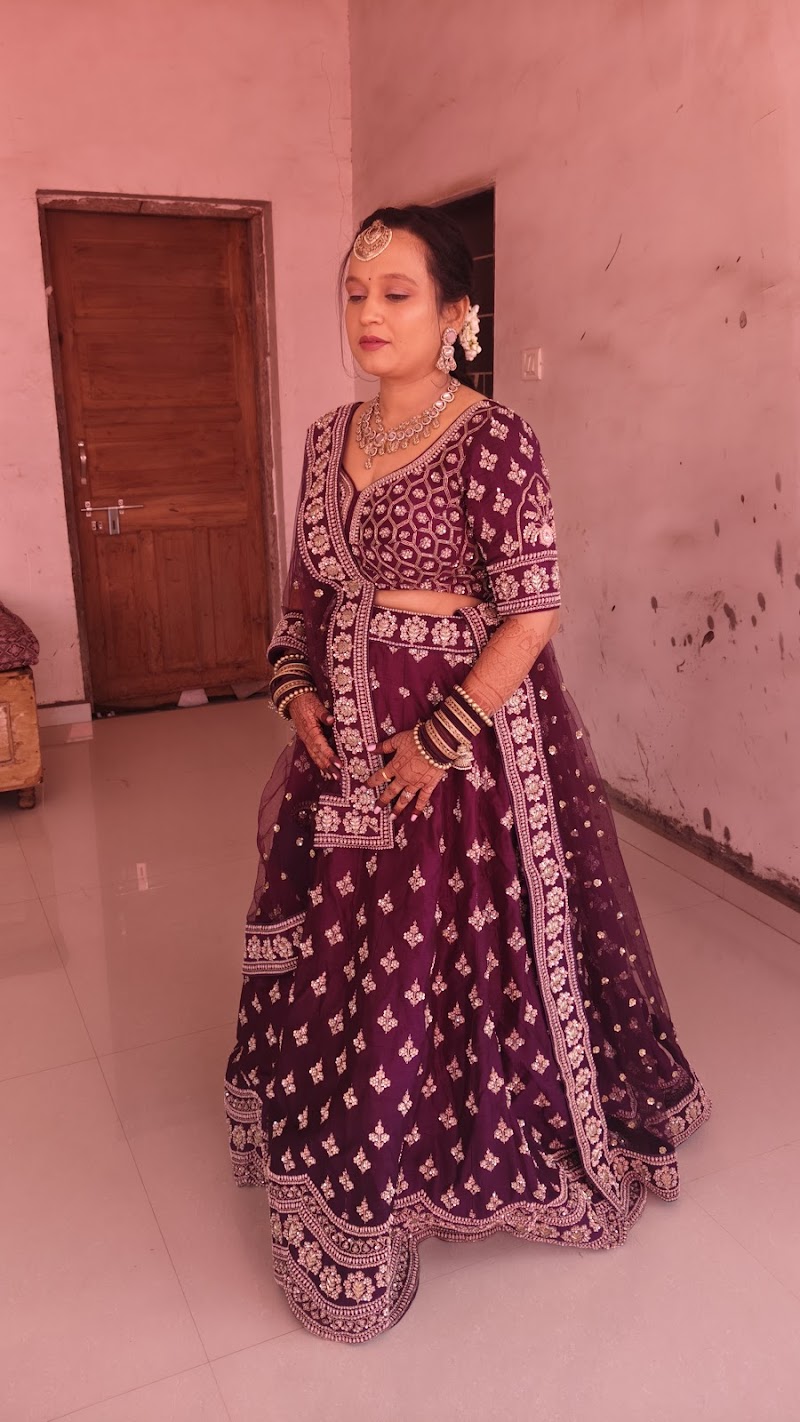 Firdaus Makeover | Makeup Artist in Valsad