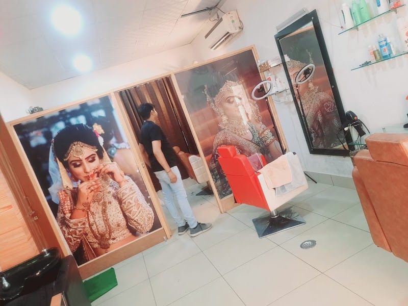 Best Beauty parlor in Sirsa. Unique Unisex Salon for Hair, Beauty