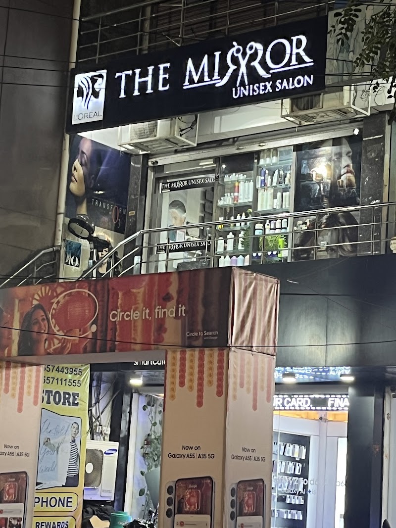 The Mirror Unisex Salon