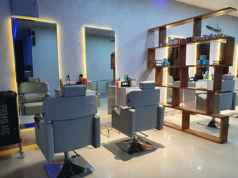 Cut & Curls Unisex Salon & academy | Best Salon in Faridabad