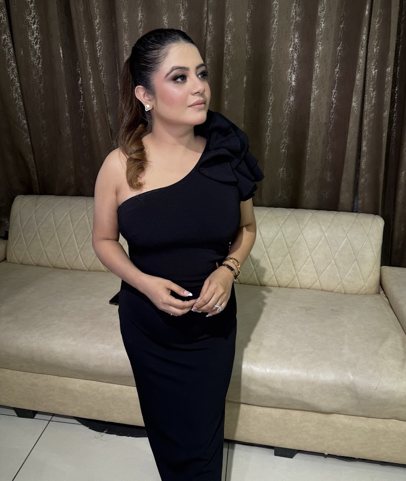 DKM Studio99 | Best Makeup Artist & Unisex Salon in Faridabad