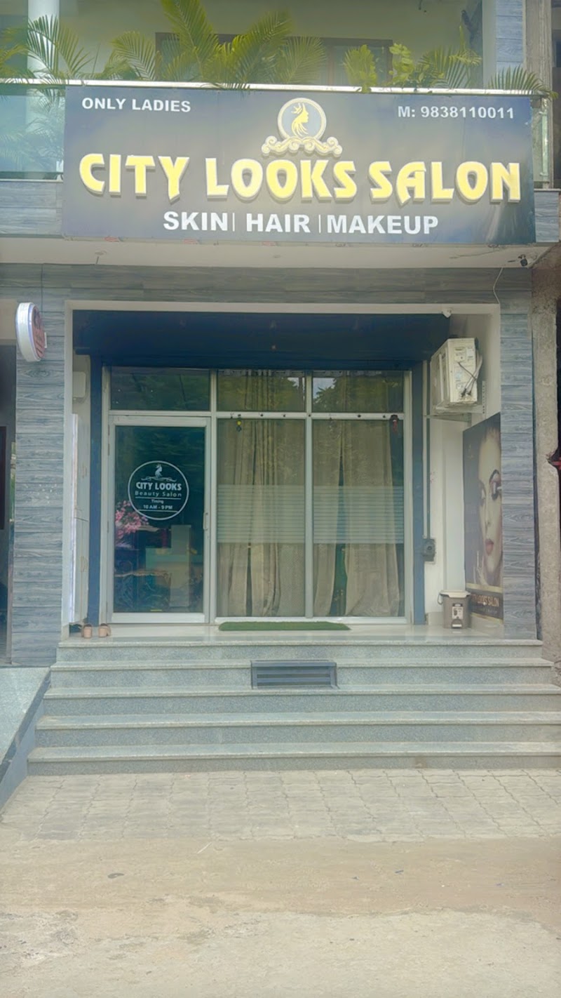 CITY LOOKS BEAUTY SALON - Best Makeup Studio in Lucknow | Best Beauty Salon in Lucknow | Bridal Make