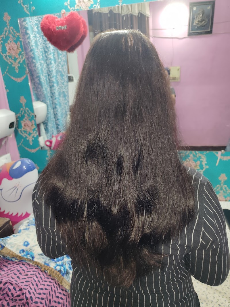 Blush and curls womens salon